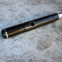 Lataa kuva Galleria-katseluun, Käytetty Mancke Grenadilla puinen huilun suukappale 14K piipulla #110