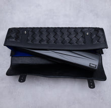 Lataa kuva Galleria-katseluun, HUILUPISTE X LUMI 'Huugo' Huilulaukku