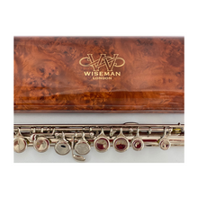 Lataa kuva Galleria-katseluun, Wiseman Traditional Flute Case - Wood