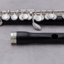 Load image into Gallery viewer, Pre-owned August Richard Hammig 40114/3 #7245 Grenadilla Piccolo + Fischer HKR Headjoint
