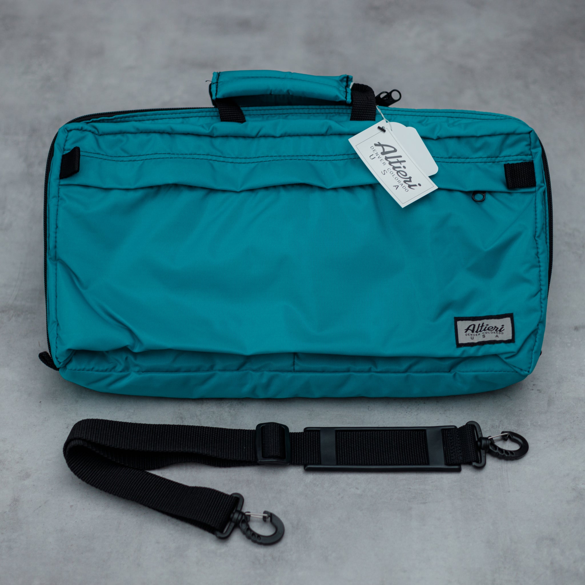 altieri flute and laptop backpack Alto Flute, Piccolo layer quilted liner that stabilizes your instrument while protecting it from heat BAGS, BACKPACKS HUILUPISTE