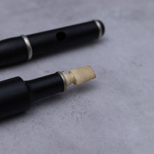 Lataa kuva Galleria-katseluun, Käytetty V. Kohlert Söhne piccolo in Db 415 (grenadilla)
