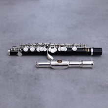 Lataa kuva Galleria-katseluun, Käytetty Yamaha YPL-32 piccolo #55465
