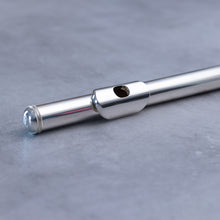 Load image into Gallery viewer, Käytetty Yamaha hopeinen suukappale #152
