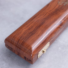 Lataa kuva Galleria-katseluun, Wiseman Traditional Flute Case - Wood
