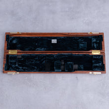 Lataa kuva Galleria-katseluun, Wiseman Traditional Flute Case - Wood
