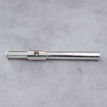 Load image into Gallery viewer, Pre-owned Altus 958 silver headjoint S-Cut #158
