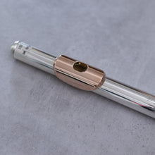 Load image into Gallery viewer, Mancke silver headjoint, 9K lip plate and riser 
